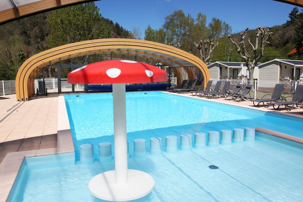 Camping La Cle Des Champs Saint-Nectaire Bagian luar foto